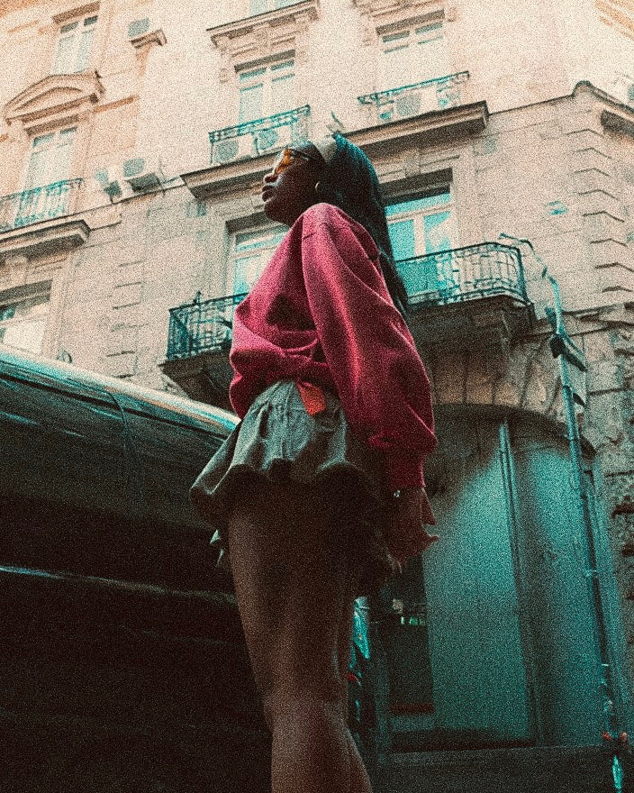 NOMBRÉ EN CUERO ROSA